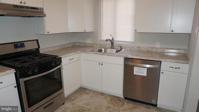 6808 Flagstaff St, Hyattsville, MD 20785 - photo 6