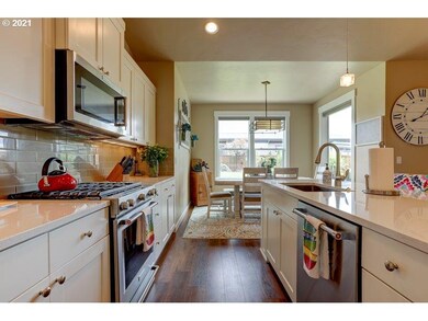 3444 SW 47th St, Redmond, OR 97756 - photo 7