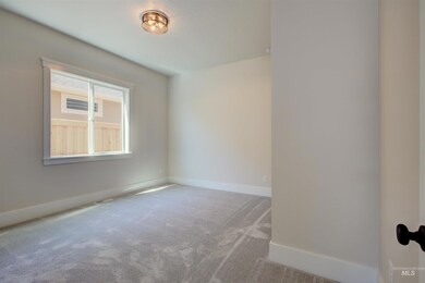 2617 E Cavern Dr, Meridian, ID 83642 - photo 5