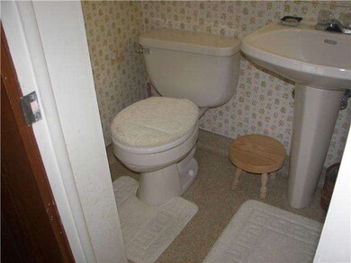 228 Mound St, Findlay, OH 45840 - photo 7