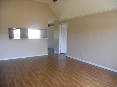 Nice hard wood floors in Living Room