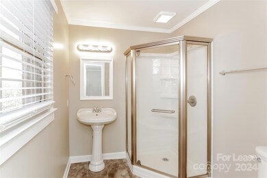 1821 Kenmore Dr, Statesville, NC 28625 - photo 7