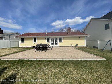 224 Montreal Ave, Staten Island, NY 10306 - photo 3