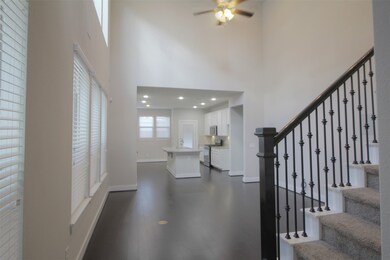 8920 Live Oak Grove Ln, Houston, TX 77080 - photo 2