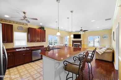 276 Beachway Ave unit 8, Keansburg, NJ 07734 - photo 5