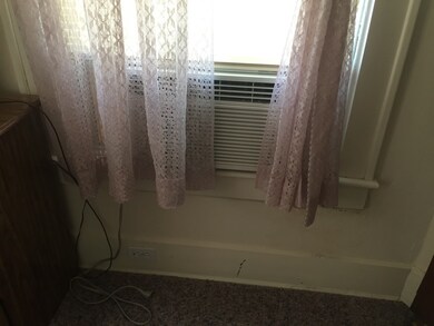 712 W Howard St, Muncie, IN 47305 - photo 5