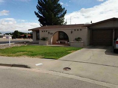 2562 Trawood Dr, El Paso, TX 79936 - photo 4