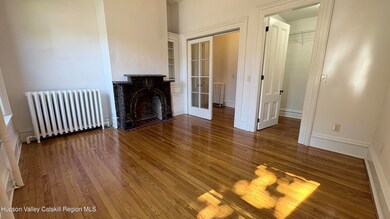 834 Warren St unit 2, Hudson, NY 12534 - photo 5