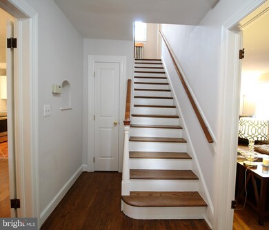 2831 Groveton St, Alexandria, VA 22306 - photo 4