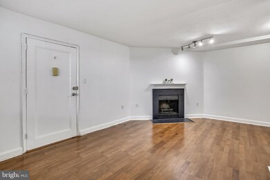 3819 Davis Place NW unit 2, Washington, DC 20007 - photo 3