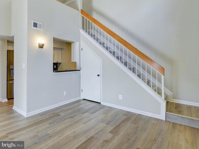 5841 Orchard Hill Ct unit 5841, Clifton, VA 20124 - photo 5