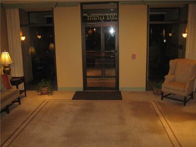Lobby/Reception. Professionally decorated lobby an