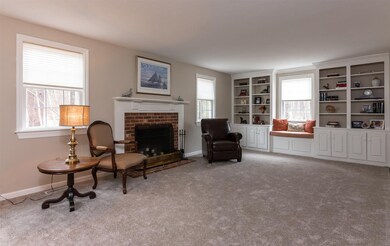 30 Darby Ln, Bedford, NH 03110 - photo 2