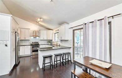 204 Oakbriar Farm Dr, Ballwin, MO 63021 - photo 7