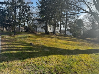 58 Daniels Farm Rd, Trumbull, CT 06611 - photo 5