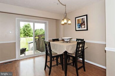 7910 Brightwind Ct, Ellicott City, MD 21043 - photo 4