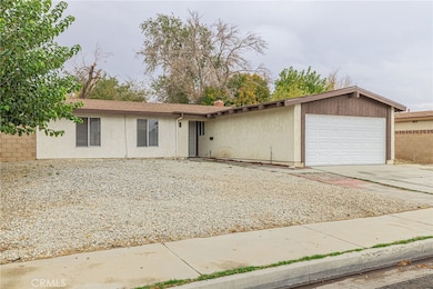 44256 Gingham Ave, Lancaster, CA 93535 - photo 4