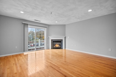 18 Dale St unit G4, Andover, MA 01810 - photo 3