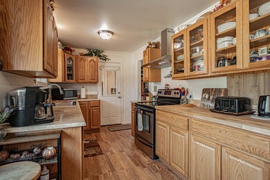 5388 Kane Creek Rd, Central Point, OR 97502 - photo 4