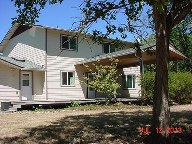 2045 Casita Dr, Grants Pass, OR 97527 - photo 2