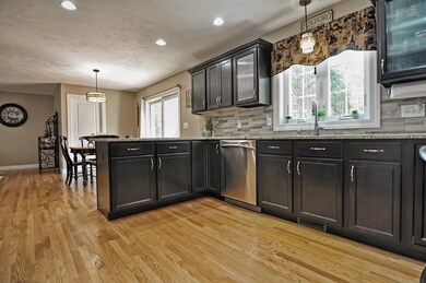 191 Gilbert St, Mansfield, MA 02048 - photo 4