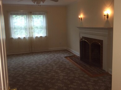 179 Park St unit B, New Canaan, CT 06840 - photo 5