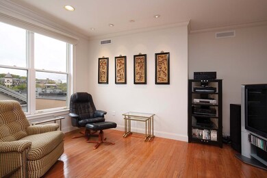 64 Sewall Ave unit PHB, Brookline, MA 02446 - photo 4