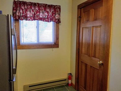 153 Pollard Rd unit 8, Lincoln, NH 03251 - photo 4