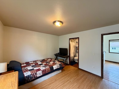 4889 Chelsea Ln S, Fargo, ND 58104 - photo 7