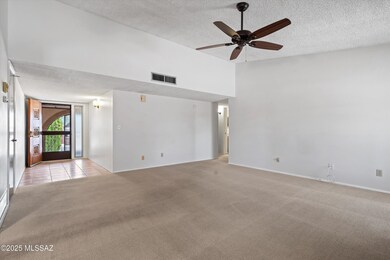 07-Living Area