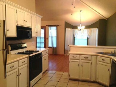 442 Amalia Dr, Horizon City, TX 79928 - photo 5