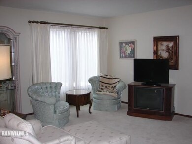 423 Oak Ridge Dr, Cedarville, IL 61013 - photo 3