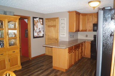 8 Rocco Dr unit R, Derry, NH 03038 - photo 6