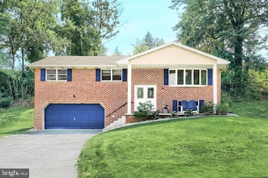 1298 Toann Rd, York, PA 17403 - photo 3