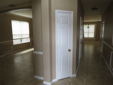 17519 W Copper Lakes Dr, Houston, TX 77095 - photo 3