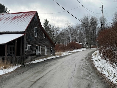 25 Maillet Rd, Lunenburg, VT 05906 - photo 4