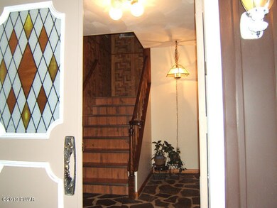 114 Forest Dr, Roaring Brook Township, PA 18444 - photo 6