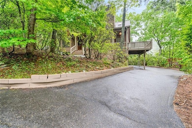 Level, circular driveway makes for safe, easy acce
