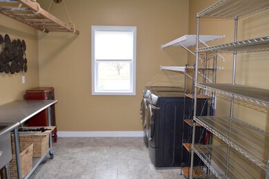 3 Lazy Brook Dr, West Branch, IA 52358 - photo 2