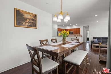 16730 Nicklaus Dr unit 51, Rancho Cascades, CA 91342 - photo 4