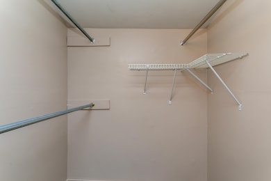 1233 E Dunklin St unit A&B, Jefferson City, MO 65101 - photo 3