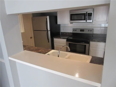 325 Warm Springs Cir, Roswell, GA 30075 - photo 6