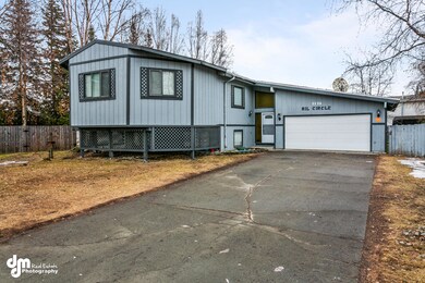 16-Front Exterior_2470