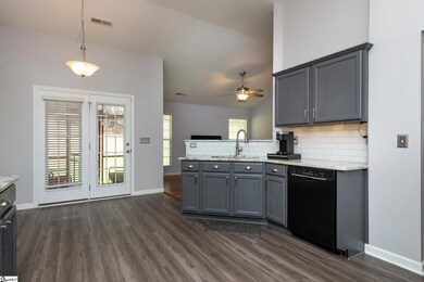 300 Appleton Ln, Mauldin, SC 29662 - photo 7