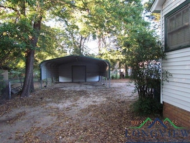 809 Leach St, Kilgore, TX 75662 - photo 2