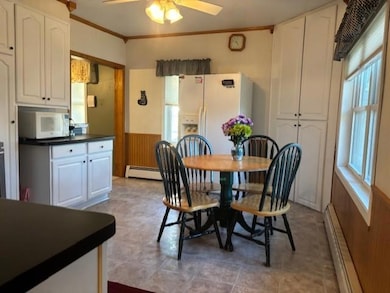 304 S 2nd St, Royalton, MN 56373 - photo 2