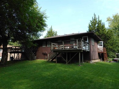 2302 W 3rd St unit 2, Cedar Falls, IA 50613 - photo 6