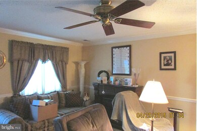 2542 Fox Ridge Ct unit 41, Woodbridge, VA 22192 - photo 4