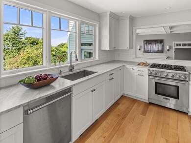 58 Deforest Rd, Burlington, VT 05401 - photo 6