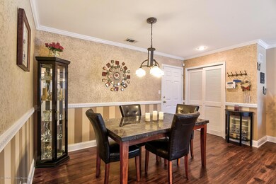 007_Dining Room